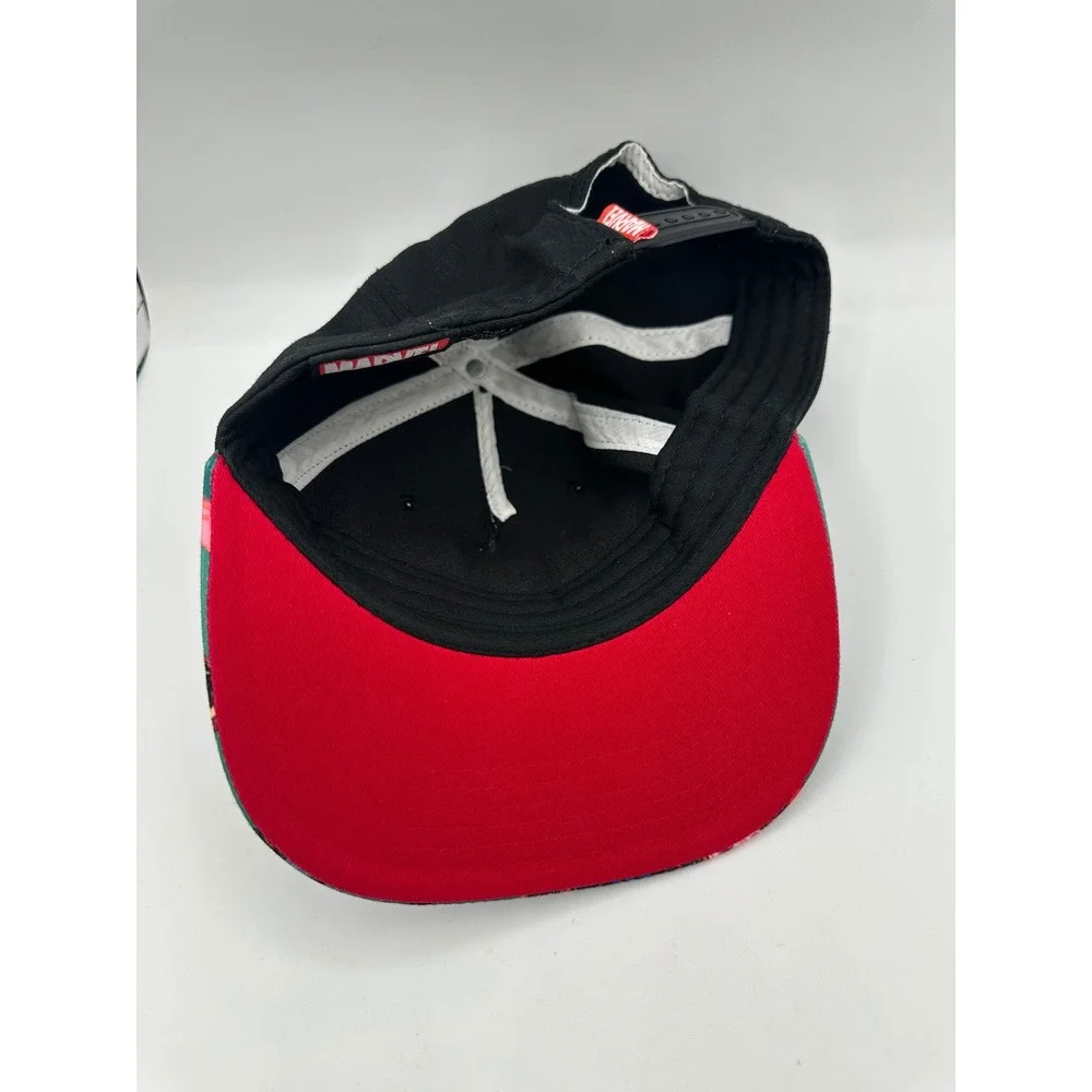 Marvel Snapback Hat Kids OSFM Black Red Avengers Character Flat Brim Excellent